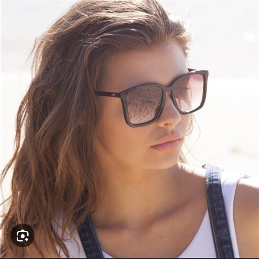 Le specs Sunnies